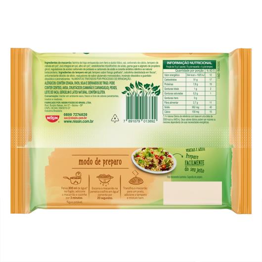 Macarrão instantâneo frango Nissin Saladaria 75g - Imagem em destaque