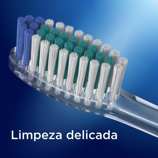 Kit 2 Escovas Dentais Extramacias Sensitive Pro-Saúde + 1 Fio Dental Complete Satin Floss Oral-B - Imagem em destaque