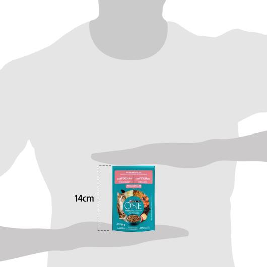 Ração Úmida PURINA ONE Gatos Adultos Castrados Salmão 85g - Imagem em destaque