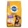 Alimento para Cães Adultos Pequeno Porte Carne ao Leite Pedigree Nutrição Essencial Pacote 900g