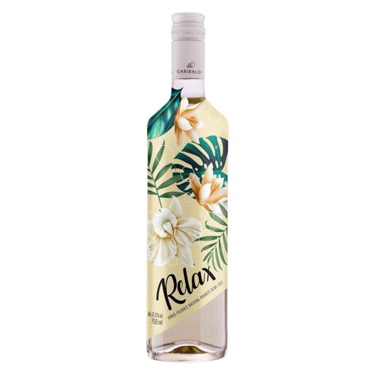 Vinho Nacional Branco Frisante Demi-Sec Relax Garrafa 750ml - Imagem em destaque