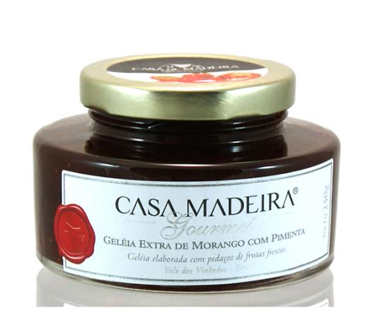 Geleia Casa Madeira extra com pedaços de morango 250g - Imagem em destaque