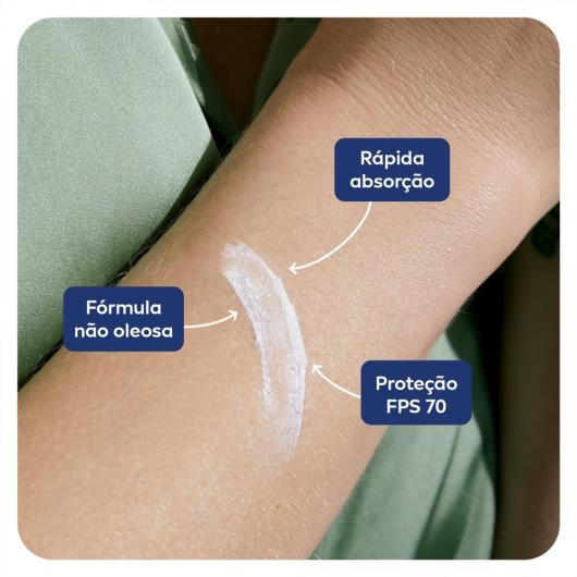 NIVEA SUN Protetor Solar Protect & Hidrata FPS70 200ml - Imagem em destaque