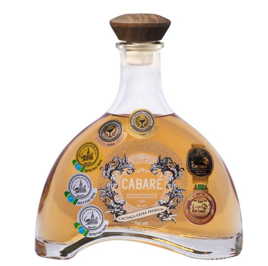 Cachaça Cabaré Extra Premium 15 Anos 700ml - Imagem em destaque