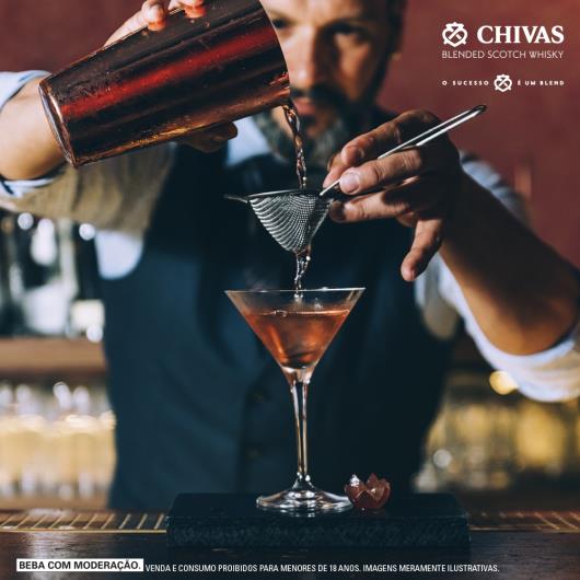 Whisky Escocês Blended Extra 13 Anos Chivas Regal Garrafa 750ml - Imagem em destaque