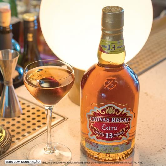 Whisky Escocês Blended Extra 13 Anos Chivas Regal Garrafa 750ml - Imagem em destaque