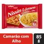 Macarrão Instantâneo Lámen Camarão com Alho Nissin Miojo Pacote 85g