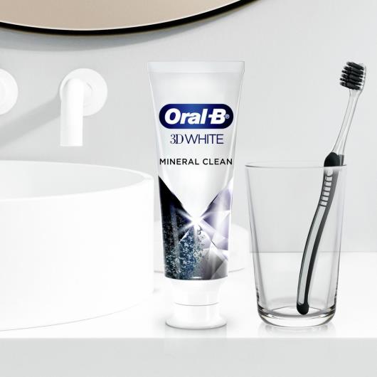 Creme dental 3D white mineral clean Oral-B 102g - Imagem em destaque