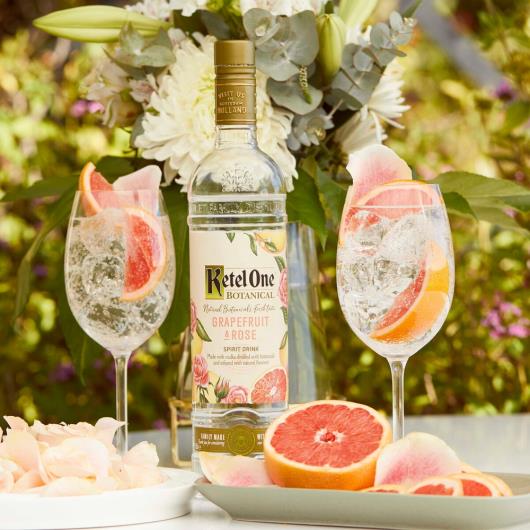Vodka Ketel One Botanical Grapefruit & Rose 750ml - Imagem em destaque