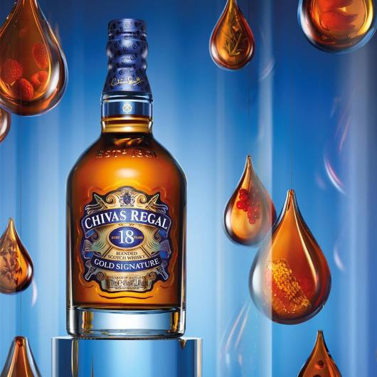 Whisky Chivas Regal 18 anos Escocês 750 ml - Imagem em destaque