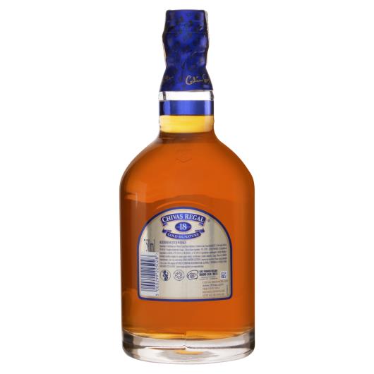 Whisky Chivas Regal 18 anos Escocês 750 ml - Imagem em destaque